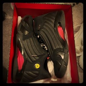 Jordan Retro 14 “Last shot”
